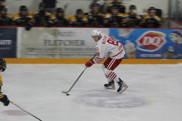 Red Wings Trail Flin Flon After Wild Finish -  - Local  news, Weather, Sports, Free Classifieds and Job Listings for the Weyburn,  Saskatchewan
