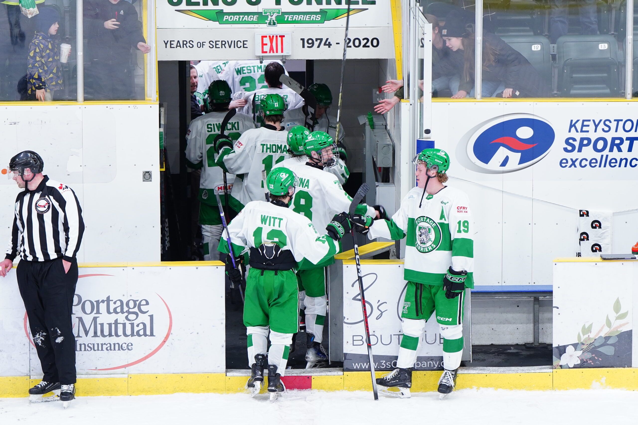 Leaving an impact: Owen Witt's farewell to Portage Terrier hockey ...