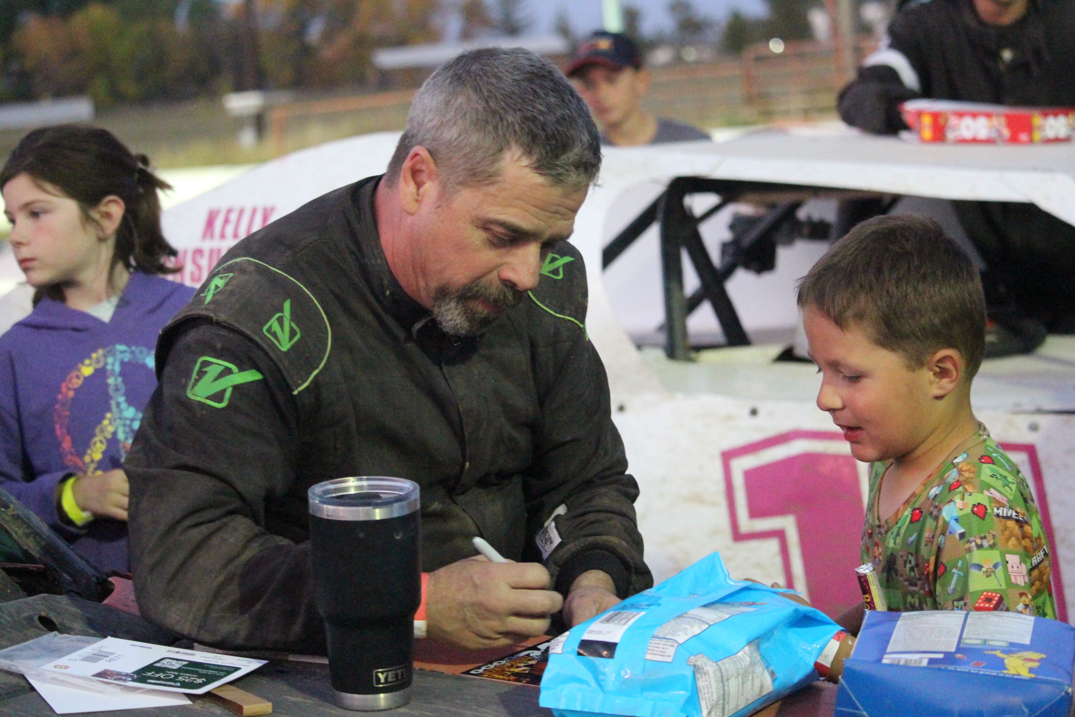 Kids' Day packs the track for final round of stock car races ...
