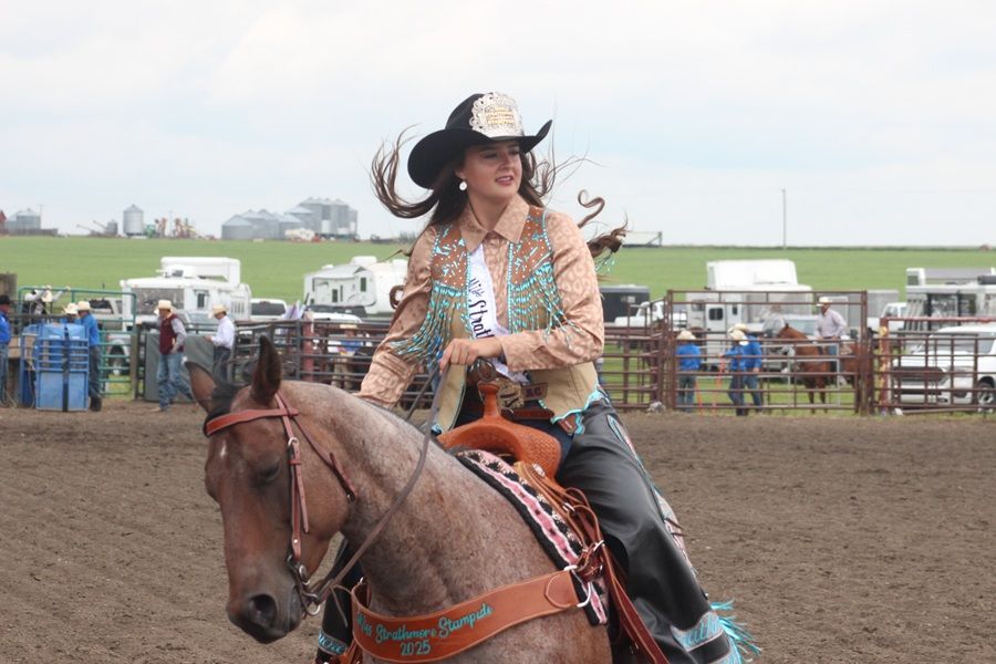 Rockyford Rodeo brings thousands to Alberta village - StrathmoreNow.com ...