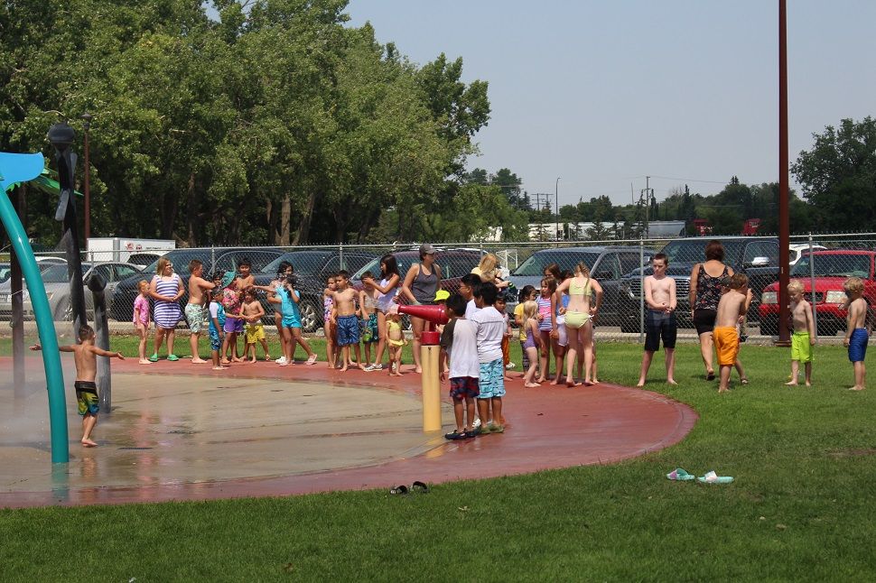 iSplash makes big waves during the summer heat - SwiftCurrentOnline.com ...