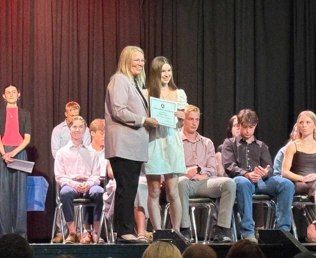 ProfAward2026_KirstyHanson13