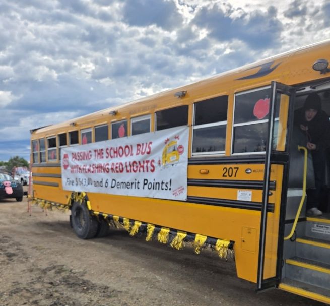 Local bus drivers earn top spot in Blackfalds Days Parade ...