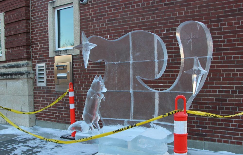 It appears vandals damaged some of the ice sculptures from Winterfest ...