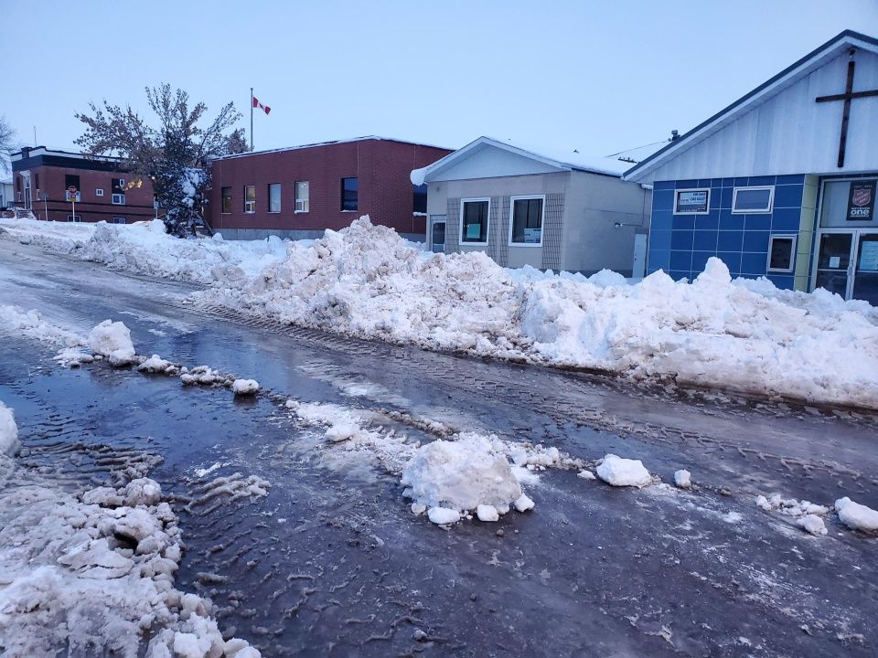 [VIDEO]: Snow removal continues in Weyburn - DiscoverWeyburn.com ...