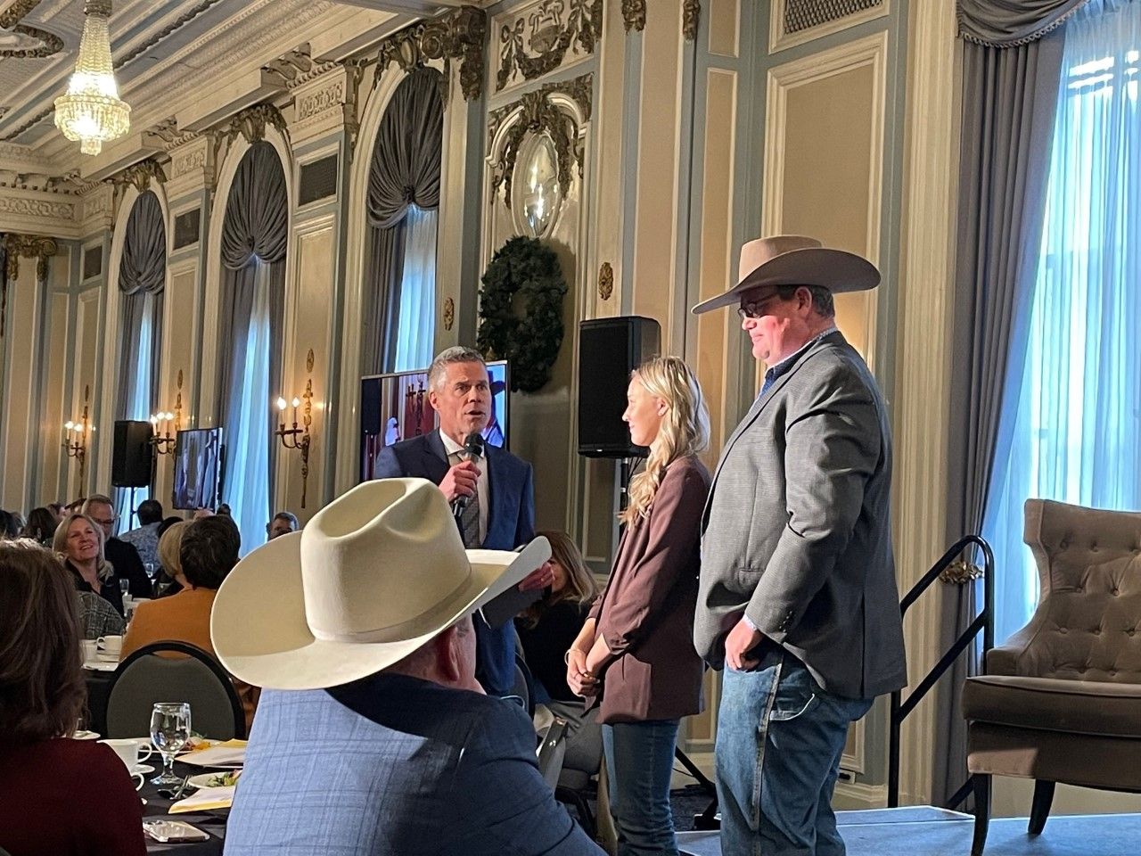 Longview 4-H Beef Club recognized for its philanthropy - OkotoksOnline ...