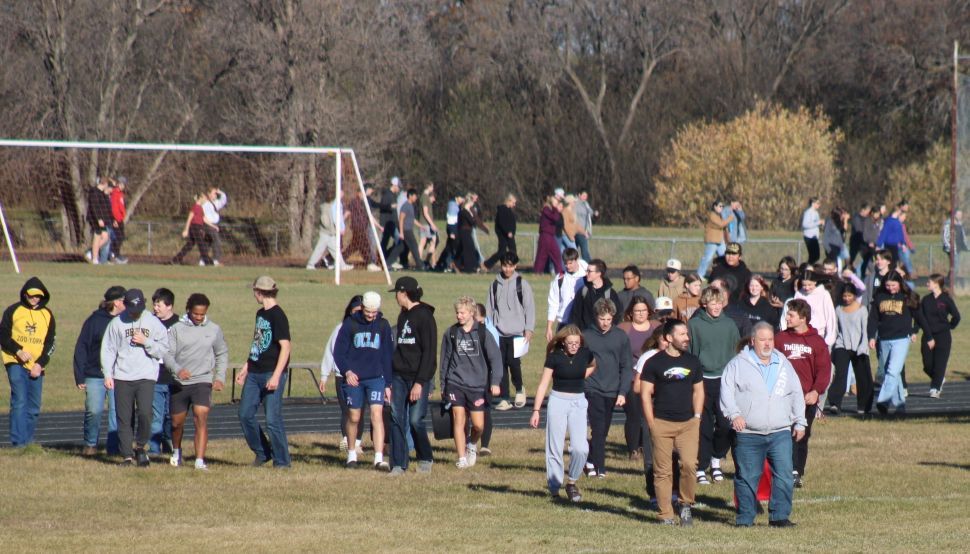 WCS students take part in Walk for Wenjack - DiscoverWeyburn.com ...